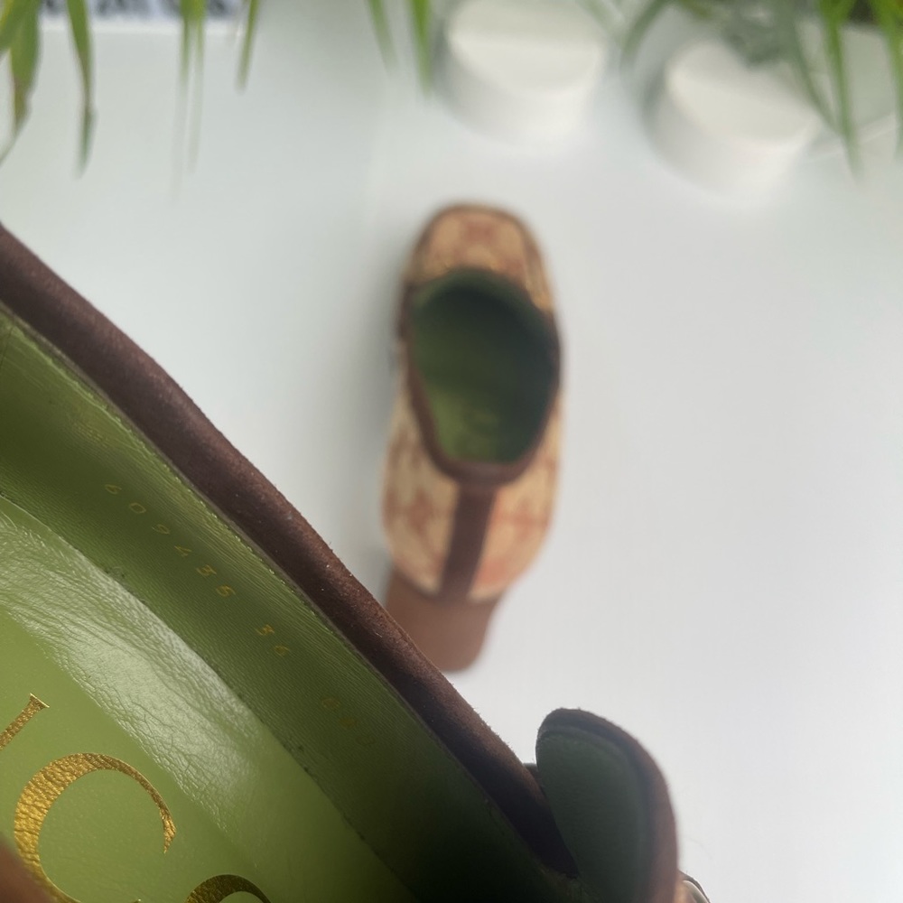 Gucci Platforms - Picture 6 of 10